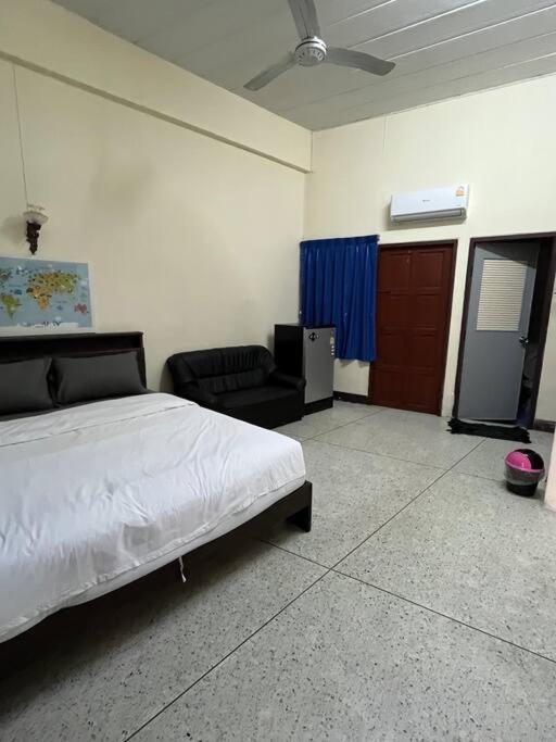 Room101 In Wanna Apartment Pattaya Exterior photo